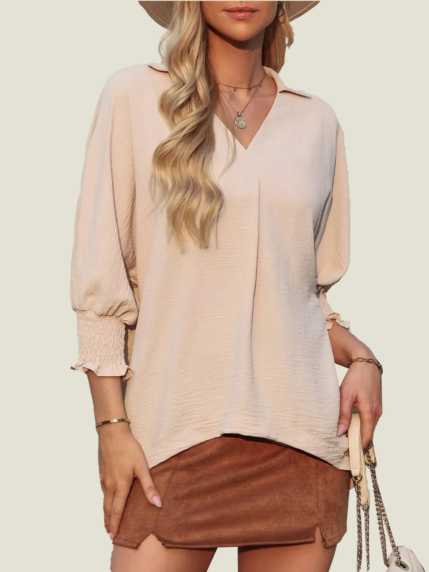 无save活动 售价 21.99原价43.98Women's Casual 3/4 Sleeve V Neck Basic Tops（副本）